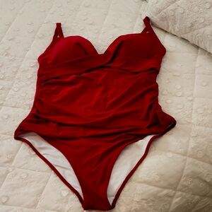 Cupshe XXL Raspberry Onepiece Swimsuit